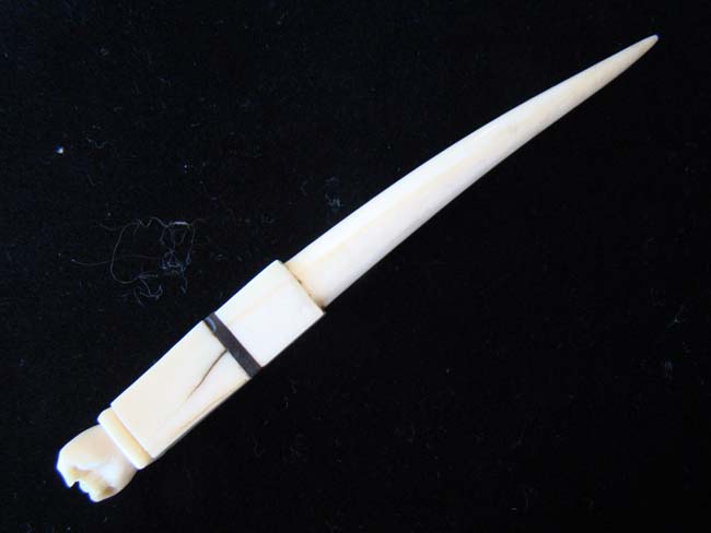 A 19th century Whale Ivory Bodkin with clenched fist knob — image 3